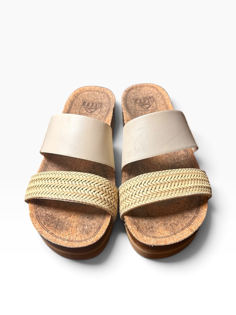 Reef Cushion Vista Hi Braided
Platform Slides Vintage White Size
6/36 - Picture 7 of 12